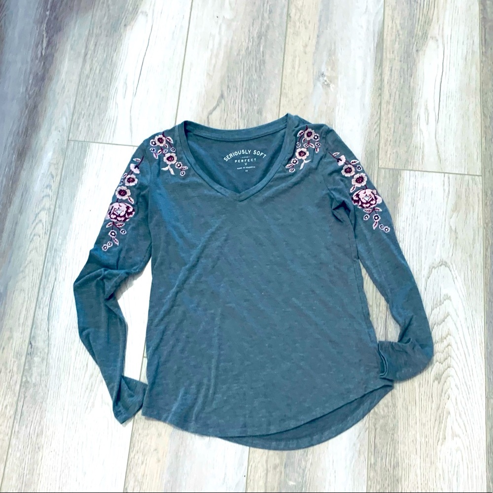 Aeropostale XS Shirt